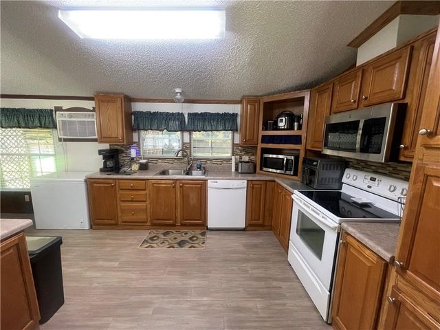 12171 Yancey Glen Drive, Mobile, AL 36695