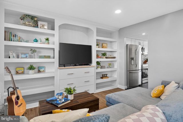 1851 FOXDALE CT, Crofton, MD 21114