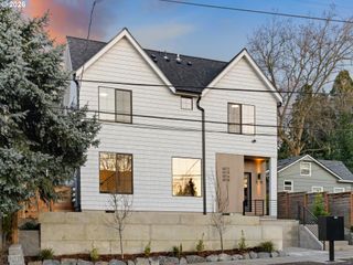 11078 Sw 61st Ave 5, Portland, OR 97219
