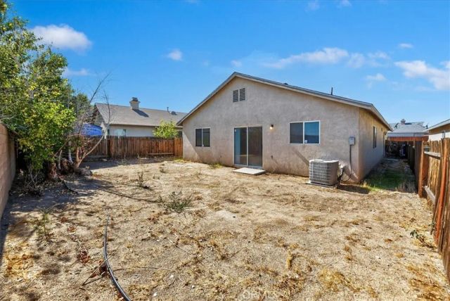 13331 Merry Oaks, Victorville, CA 92392