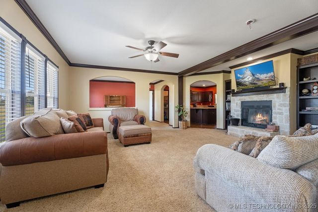 38019 S 4417 Road, Big Cabin, OK 74332