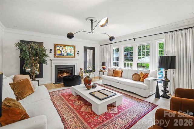 218 Crimson Orchard Drive, Mooresville, NC 28115