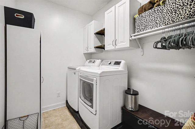 218 Crimson Orchard Drive, Mooresville, NC 28115