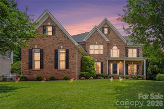 218 Crimson Orchard Drive, Mooresville, NC 28115