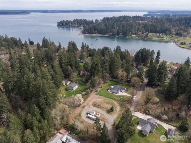 17227 4th Avenue NW, Lakebay, WA 98349