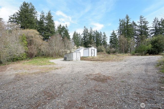 17227 4th Avenue NW, Lakebay, WA 98349