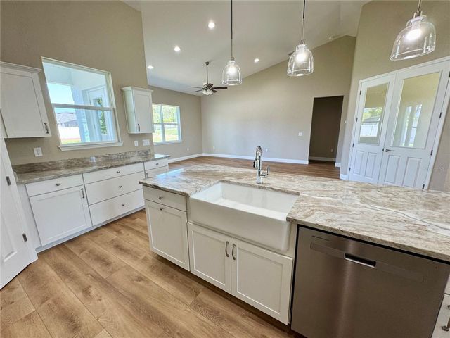 9898 SW 38TH AVENUE, Ocala, FL 34476