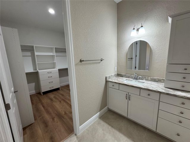 9898 SW 38TH AVENUE, Ocala, FL 34476