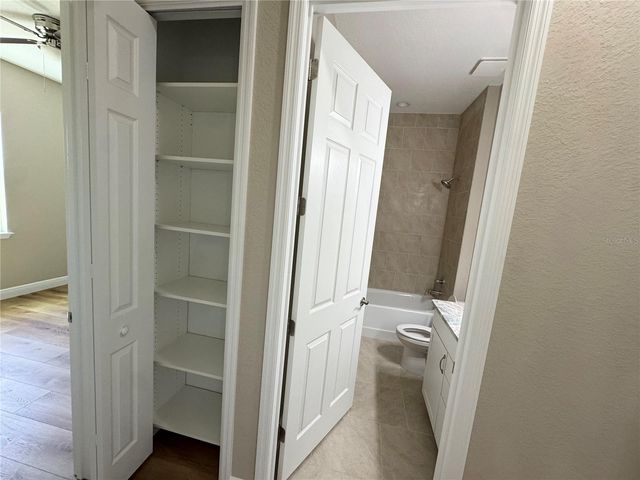 9898 SW 38TH AVENUE, Ocala, FL 34476