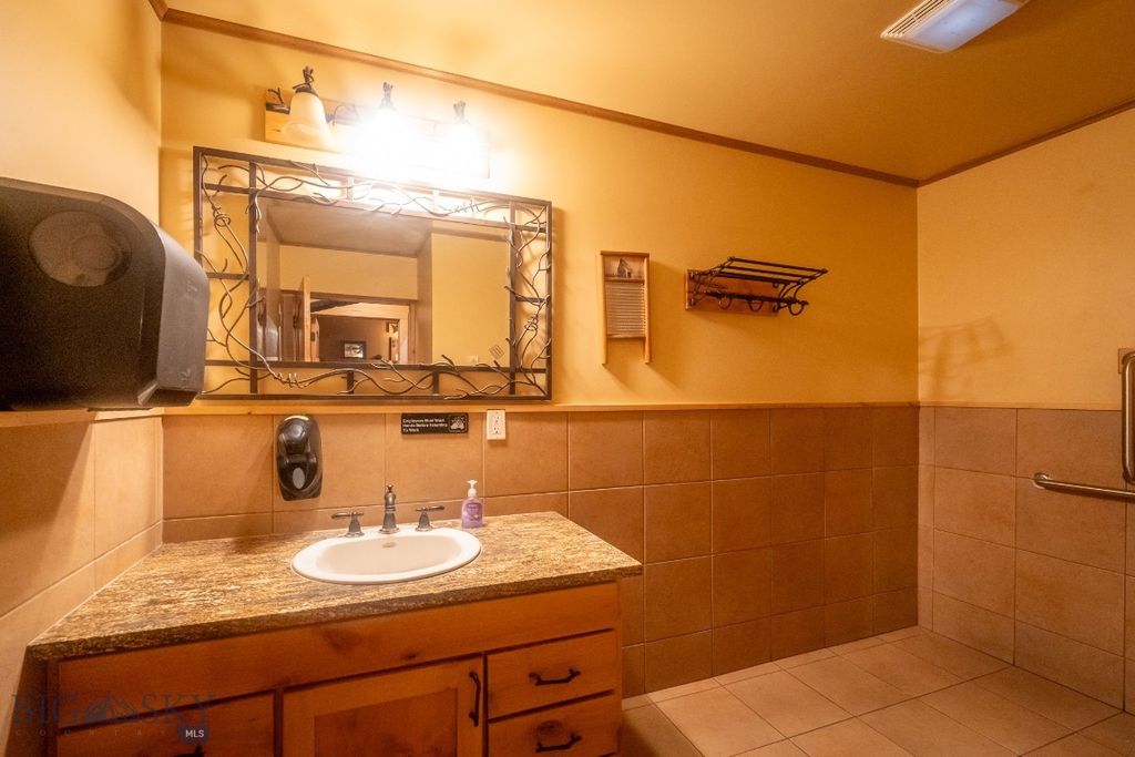 70 Murphy Lane, Emigrant, MT 59065 photo 12