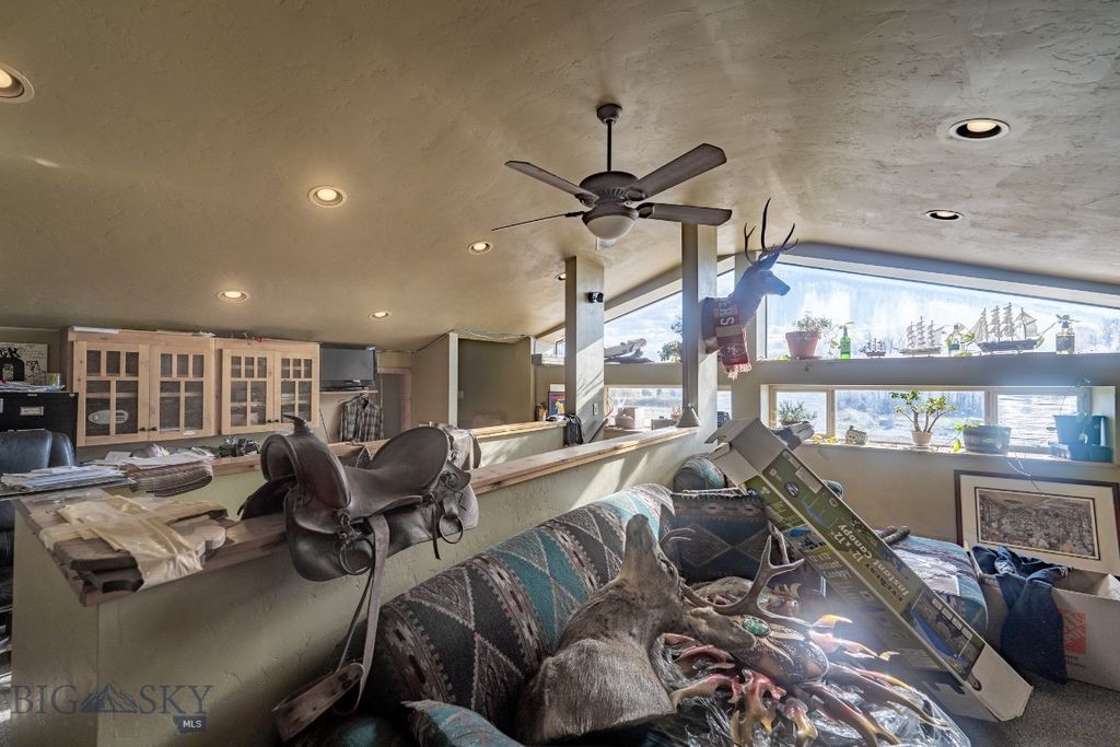 70 Murphy Lane, Emigrant, MT 59065 photo 16