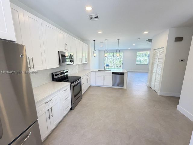 20951 Via Oleander C, Boca Raton, FL 33428