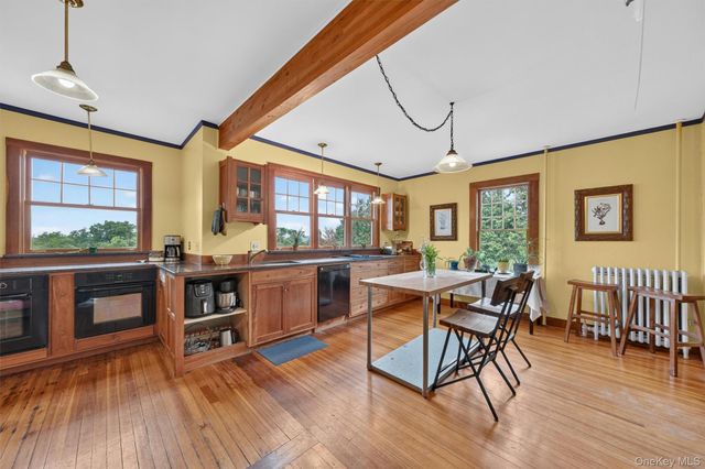 37 Ridge Road, Cornwall, NY 12518