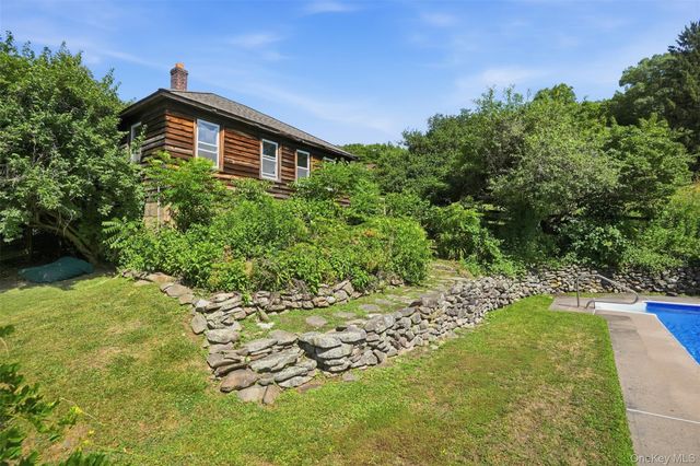 37 Ridge Road, Cornwall, NY 12518