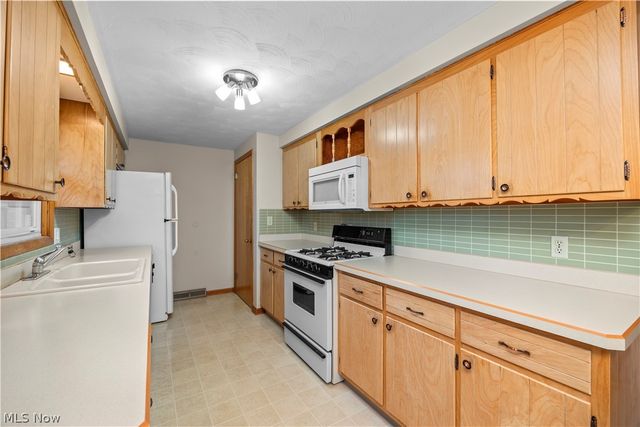 1820 W 36th Street, Lorain, OH 44053