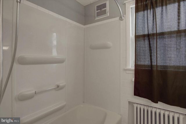 230 W SECOND STREET, Waynesboro, PA 17268