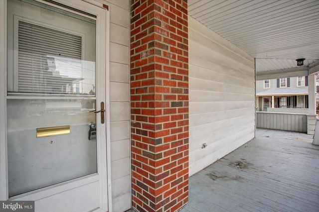 230 W SECOND STREET, Waynesboro, PA 17268