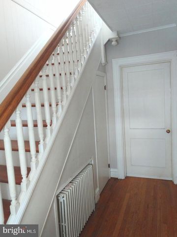 230 W SECOND STREET, Waynesboro, PA 17268