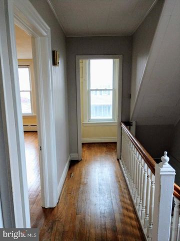 230 W SECOND STREET, Waynesboro, PA 17268