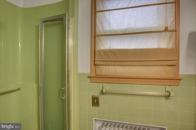 230 W SECOND STREET, Waynesboro, PA 17268
