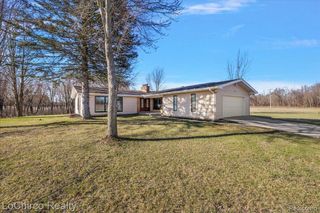 8603 N OWOSSO Road, Fowlerville Village, MI 48836