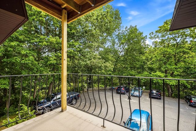 59 School St B18, Northborough, MA 01532