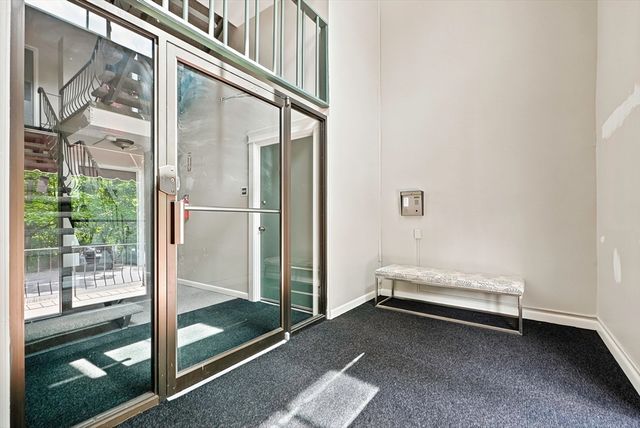 59 School St B18, Northborough, MA 01532