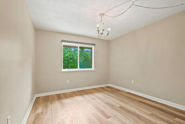 59 School St B18, Northborough, MA 01532