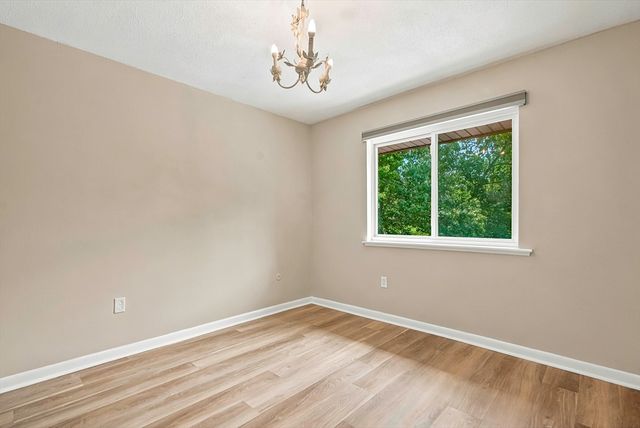 59 School St B18, Northborough, MA 01532