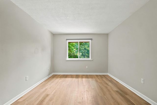 59 School St B18, Northborough, MA 01532