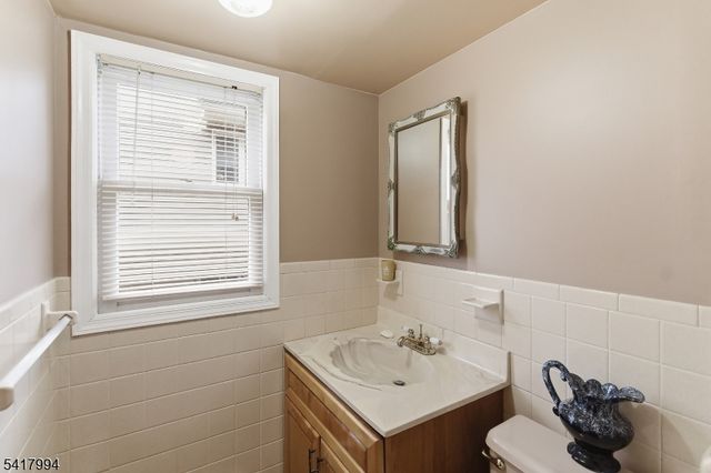 12 Dorchester Ave, Cranford Twp., NJ 07016