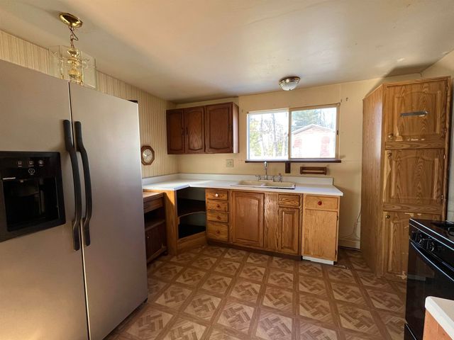 2301 Fir Trail, Harrison, MI 48625