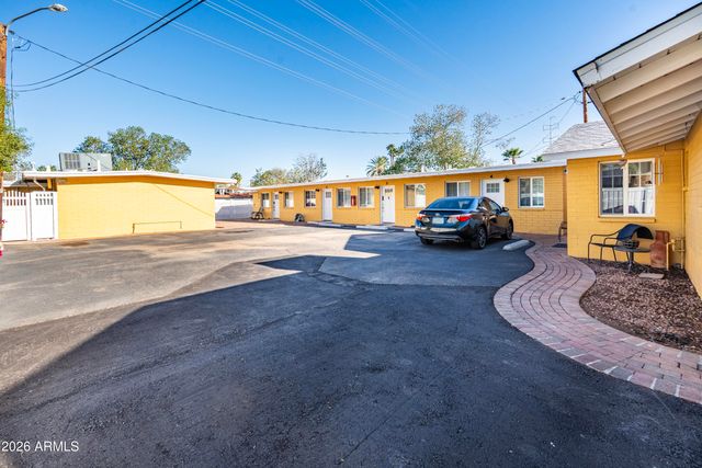 1219 S Farmer Avenue, Tempe, AZ 85281