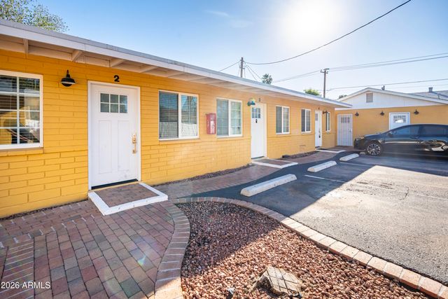 1219 S Farmer Avenue, Tempe, AZ 85281