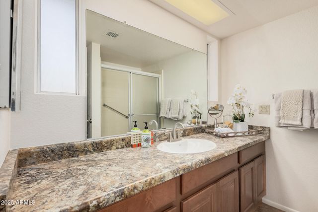 10512 W RUTH Avenue, Peoria, AZ 85345