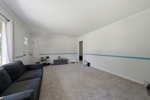 535 Donna Dr, Clarksville, TN 37042