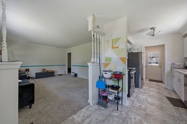 535 Donna Dr, Clarksville, TN 37042