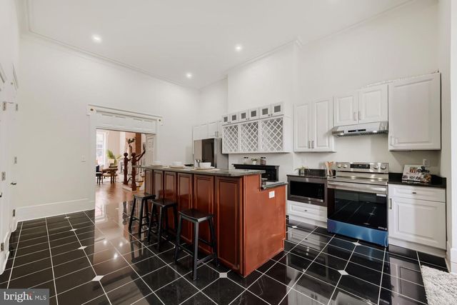 1023 N CALVERT ST, Baltimore, MD 21202