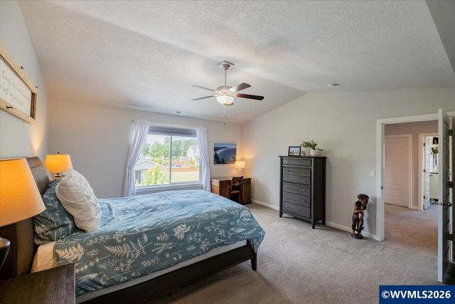 6222 NE Meander St, Albany, OR 97321