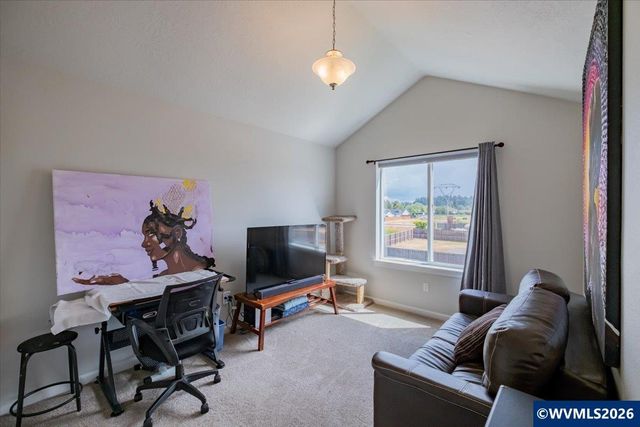 6222 NE Meander St, Albany, OR 97321