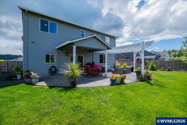 6222 NE Meander St, Albany, OR 97321