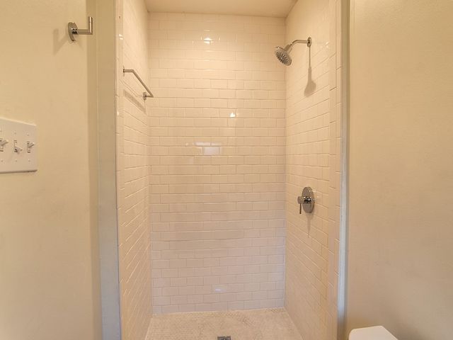 2318 Elmwood Boulevard, Dallas, TX 75224