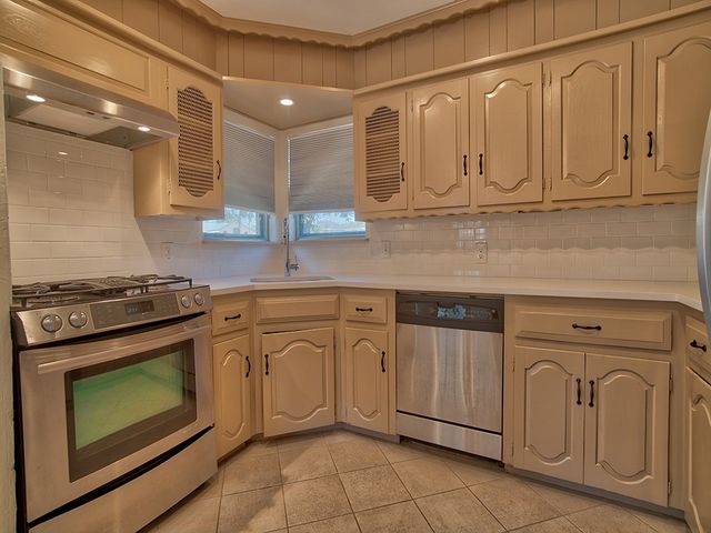 2318 Elmwood Boulevard, Dallas, TX 75224