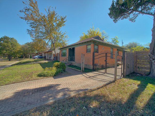 2318 Elmwood Boulevard, Dallas, TX 75224