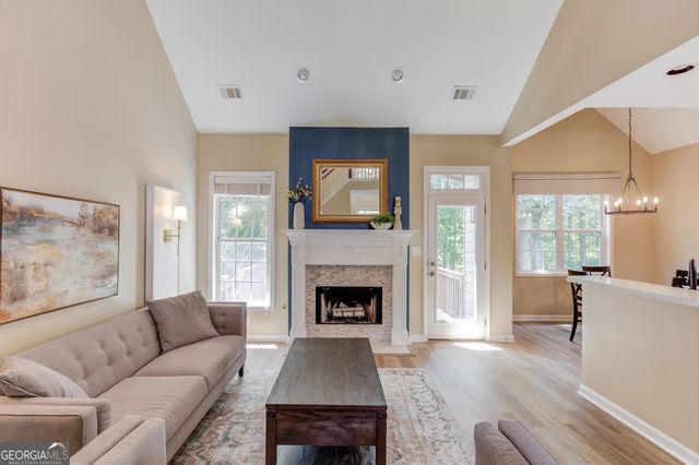 2515 Chandler Grove Drive, Buford, GA 30519