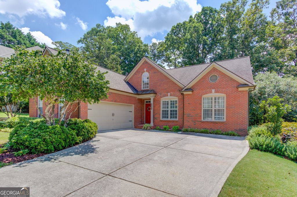 2515 Chandler Grove Drive, Buford, GA 30519