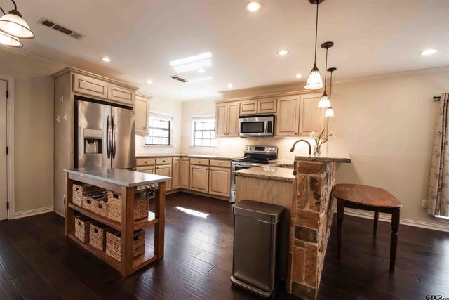 1024 Summit Ridge, Murchison, TX 75778