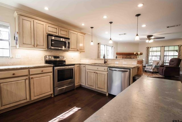 1024 Summit Ridge, Murchison, TX 75778