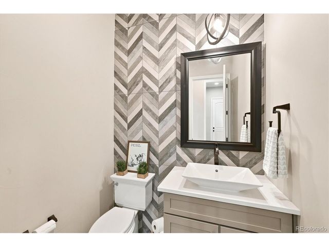 5759 Angel Oak Ct, Parker, CO 80134