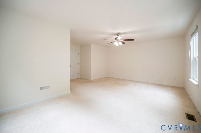 8341 Town Hall Ct, Richmond, VA 23231